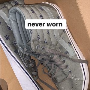 NY yankee Vans